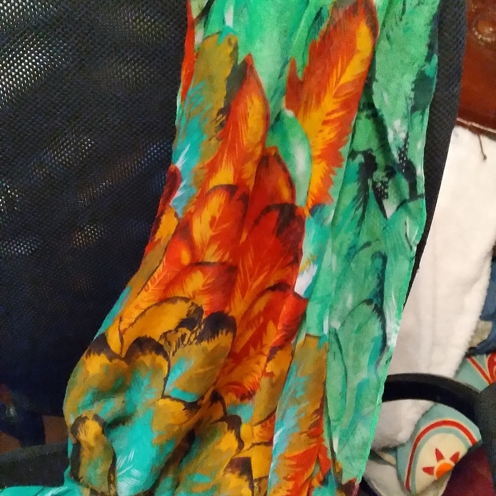 Large scarf